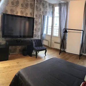 Atypique - Saint-germain Des Prés Apartamento París